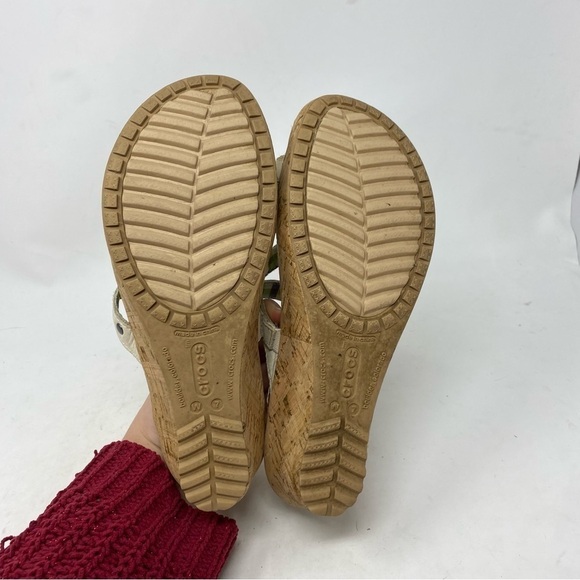 Crocs Women’s A-Leigh White Wedge Cork Sandals Size 7 - Picture 4 of 7